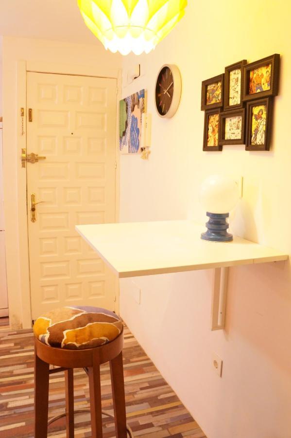Cozy & Modern Apartments In Embajadores Area - Madrid Center Екстер'єр фото